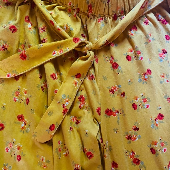 Girls flower print 12/14 pants - Picture 2 of 3